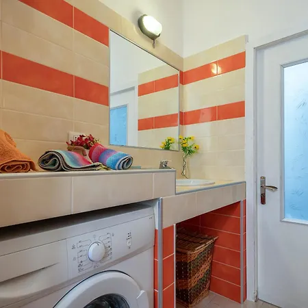 Magic Sea View Borgo * كاستيلساردو