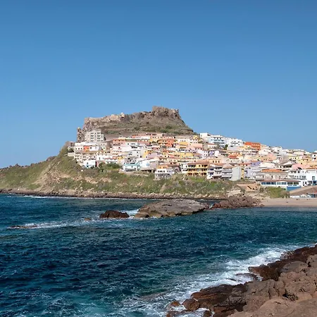 Magic Sea View Borgo * كاستيلساردو